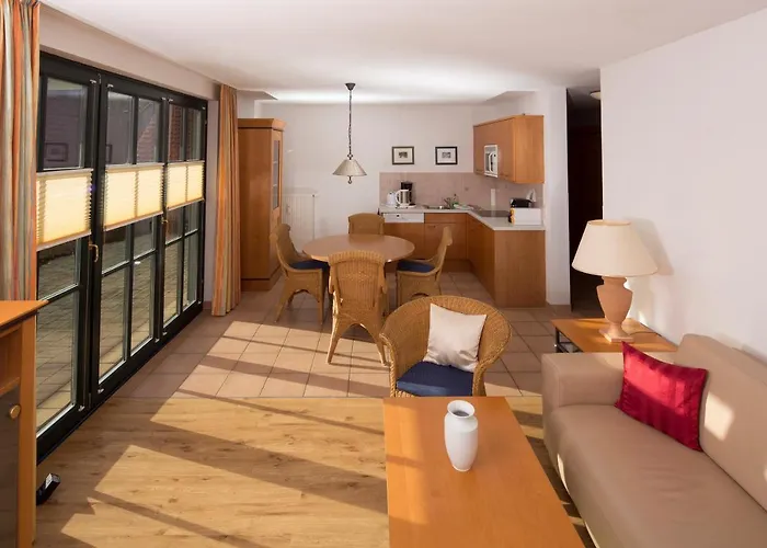 Moby Dick & 2* Wustrow (Fischland)