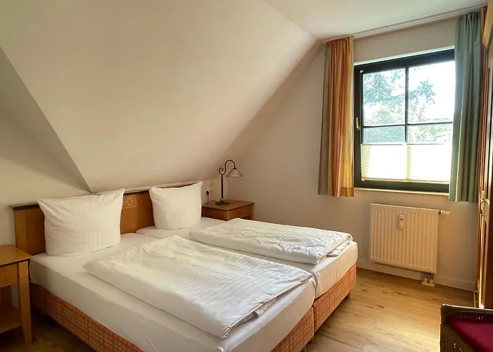 Moby Dick & Hotell 2*