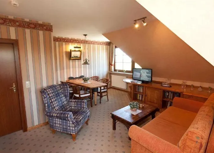 Moby Dick & 2* Wustrow (Fischland)